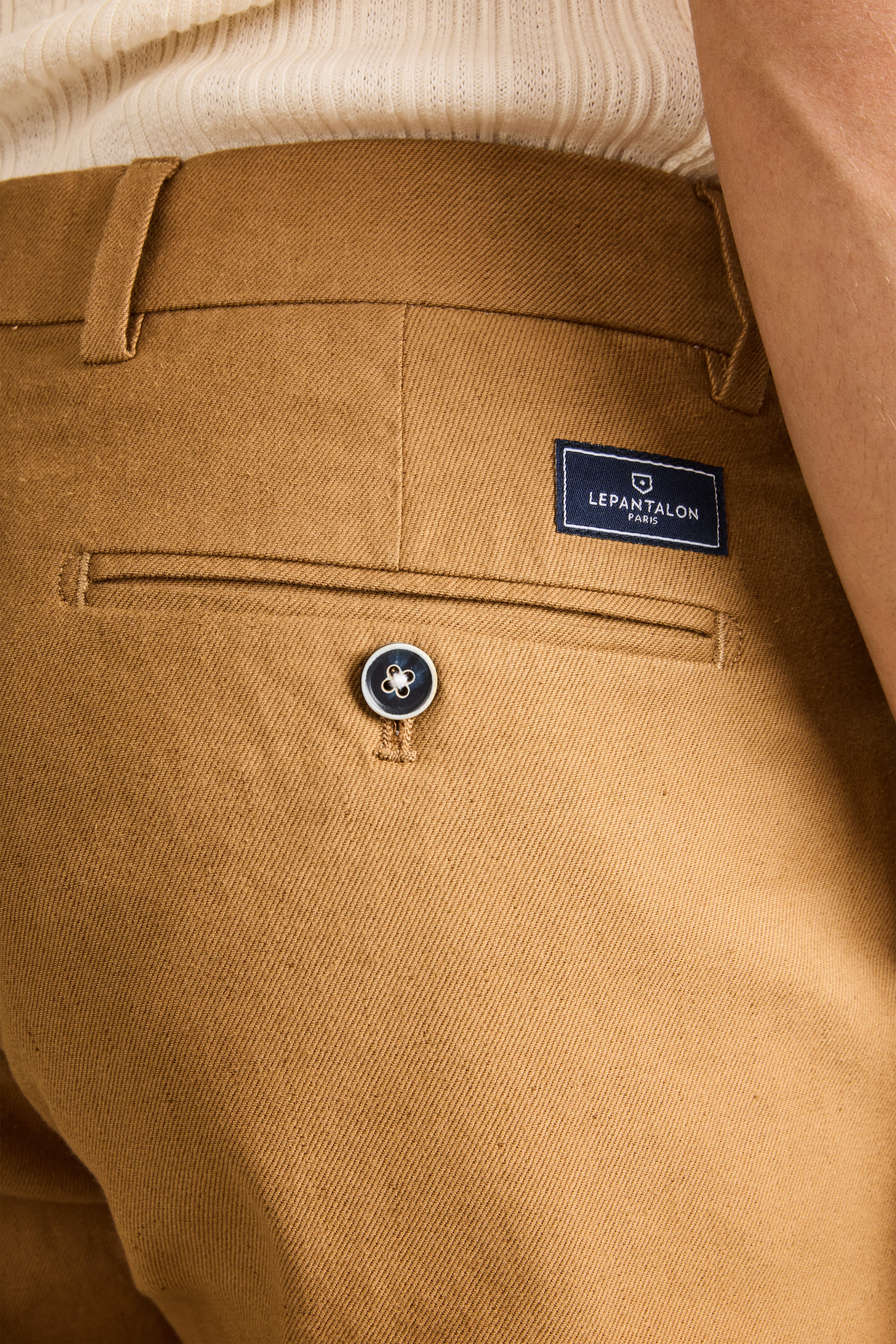 Chino coton-lin caramel - Image 3