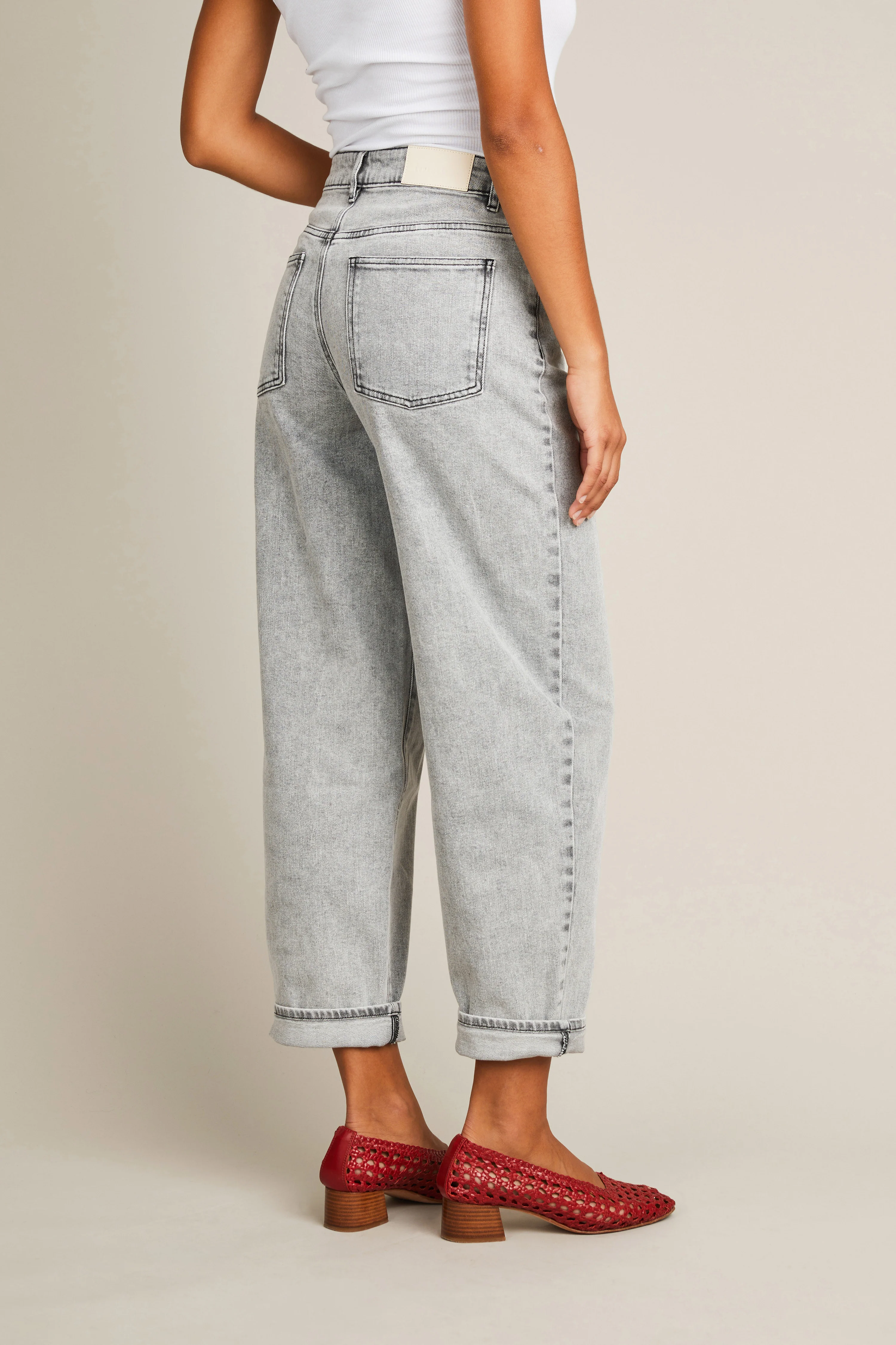 Jean balloon snow black - Image 5