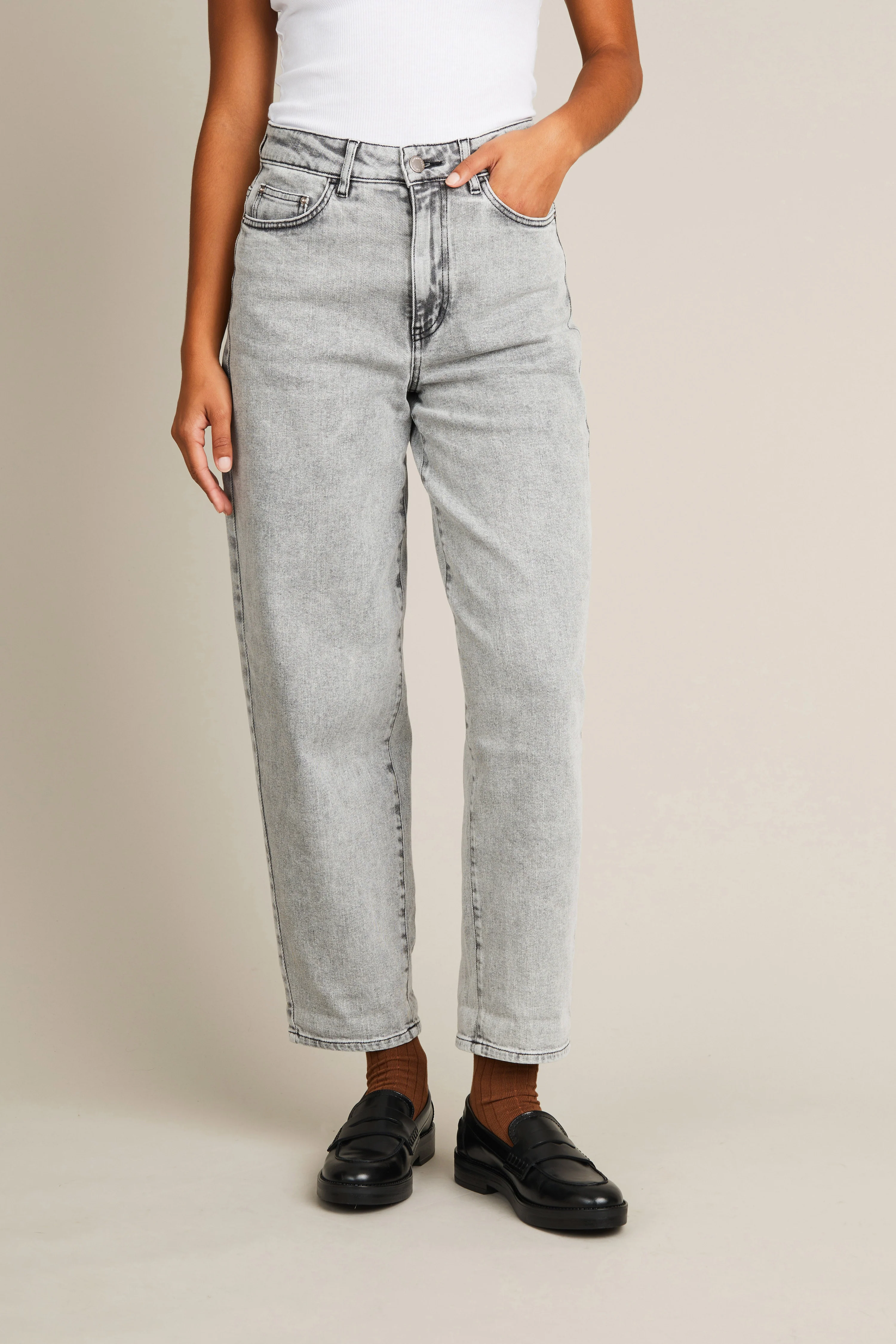 Jean balloon snow black - Image 9