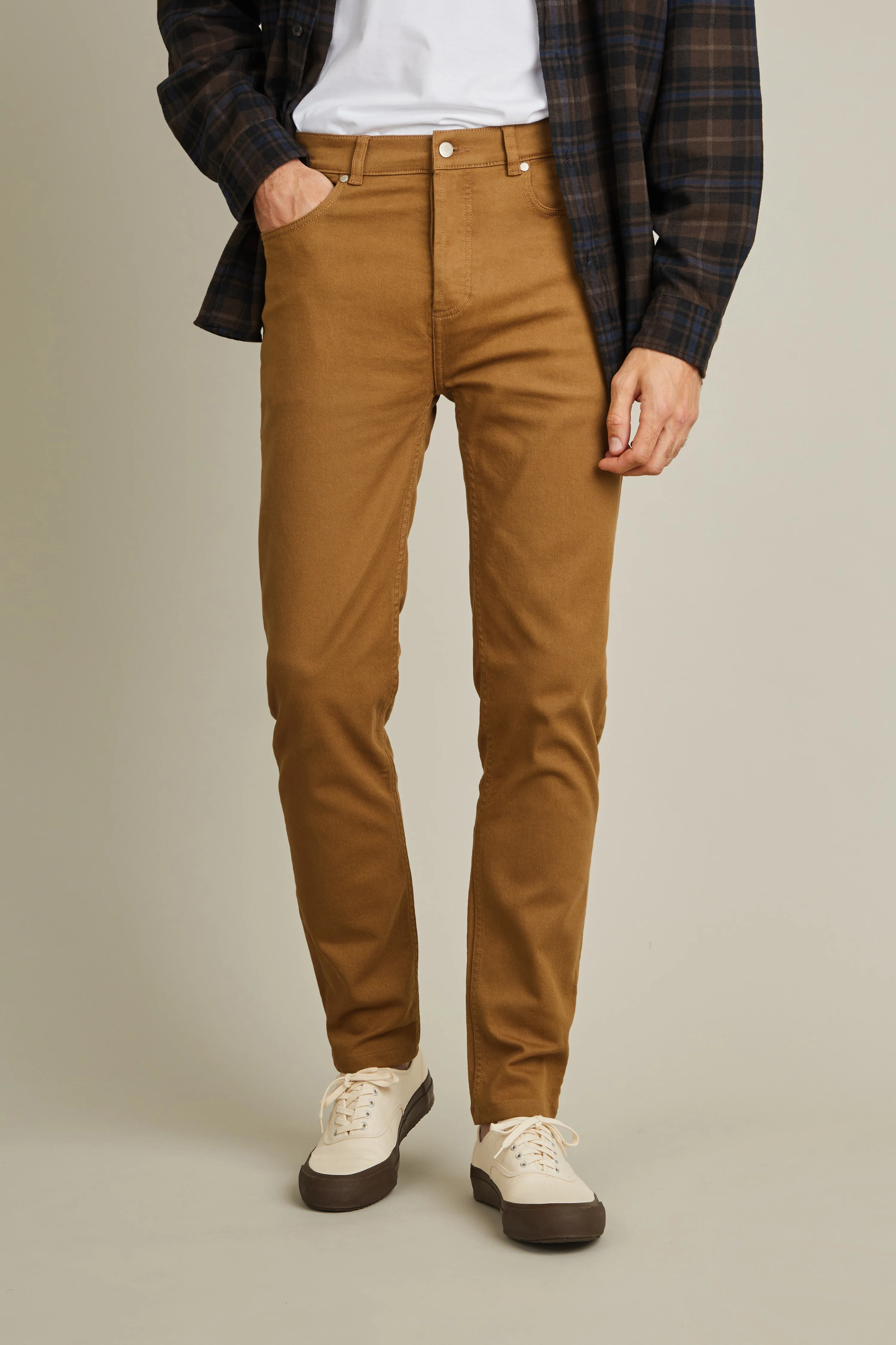 Jean coloré beige foncé - Image 5