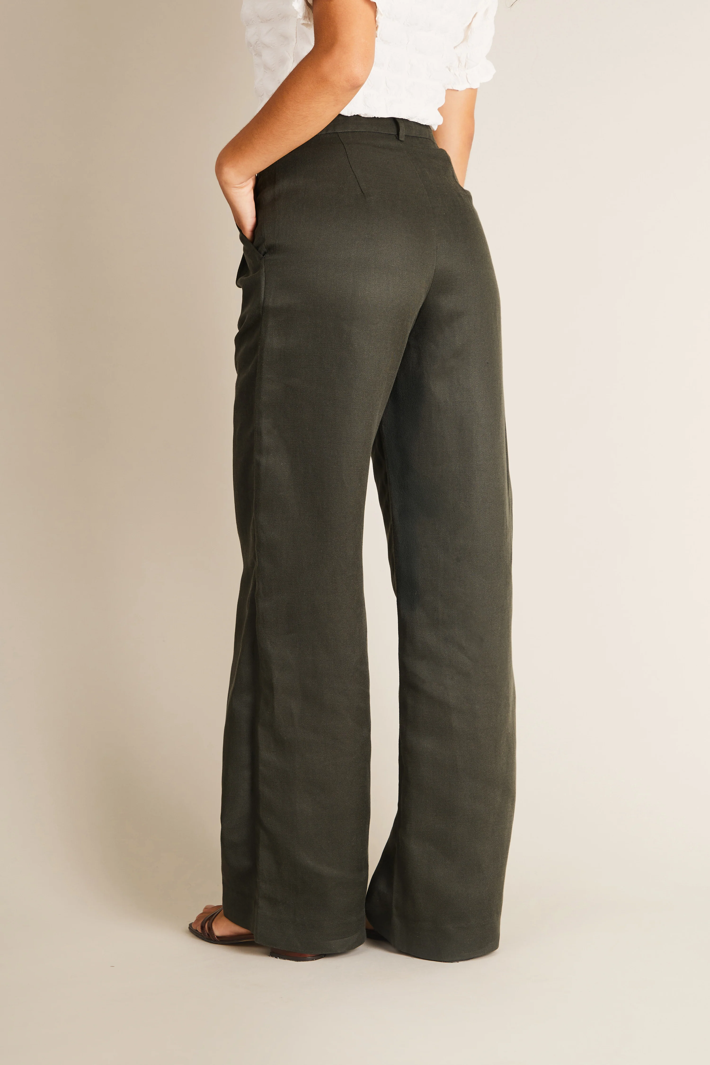 Pantalon à pinces léger vert - Image 8