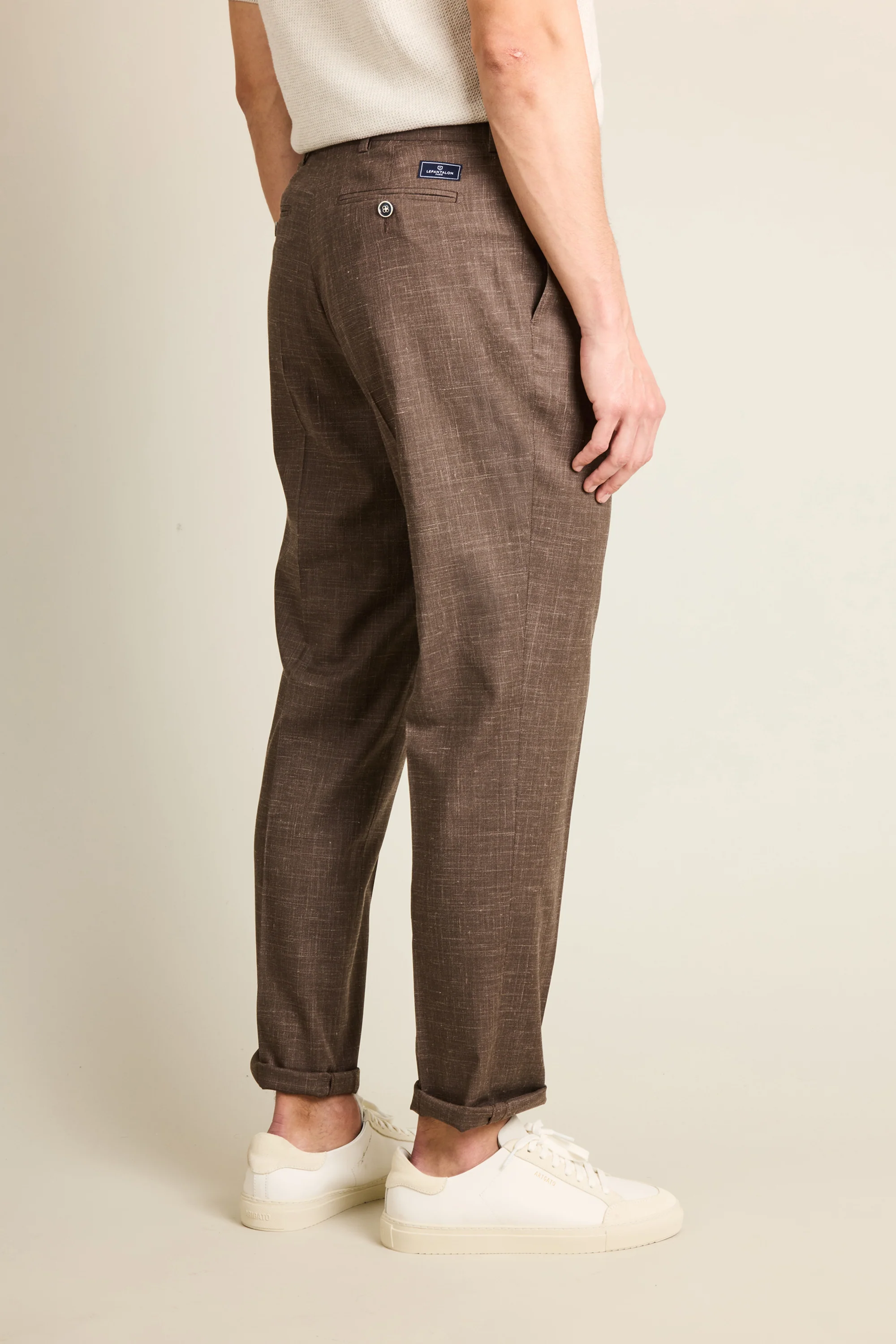 Pantalon à pinces léger marron - Image 5