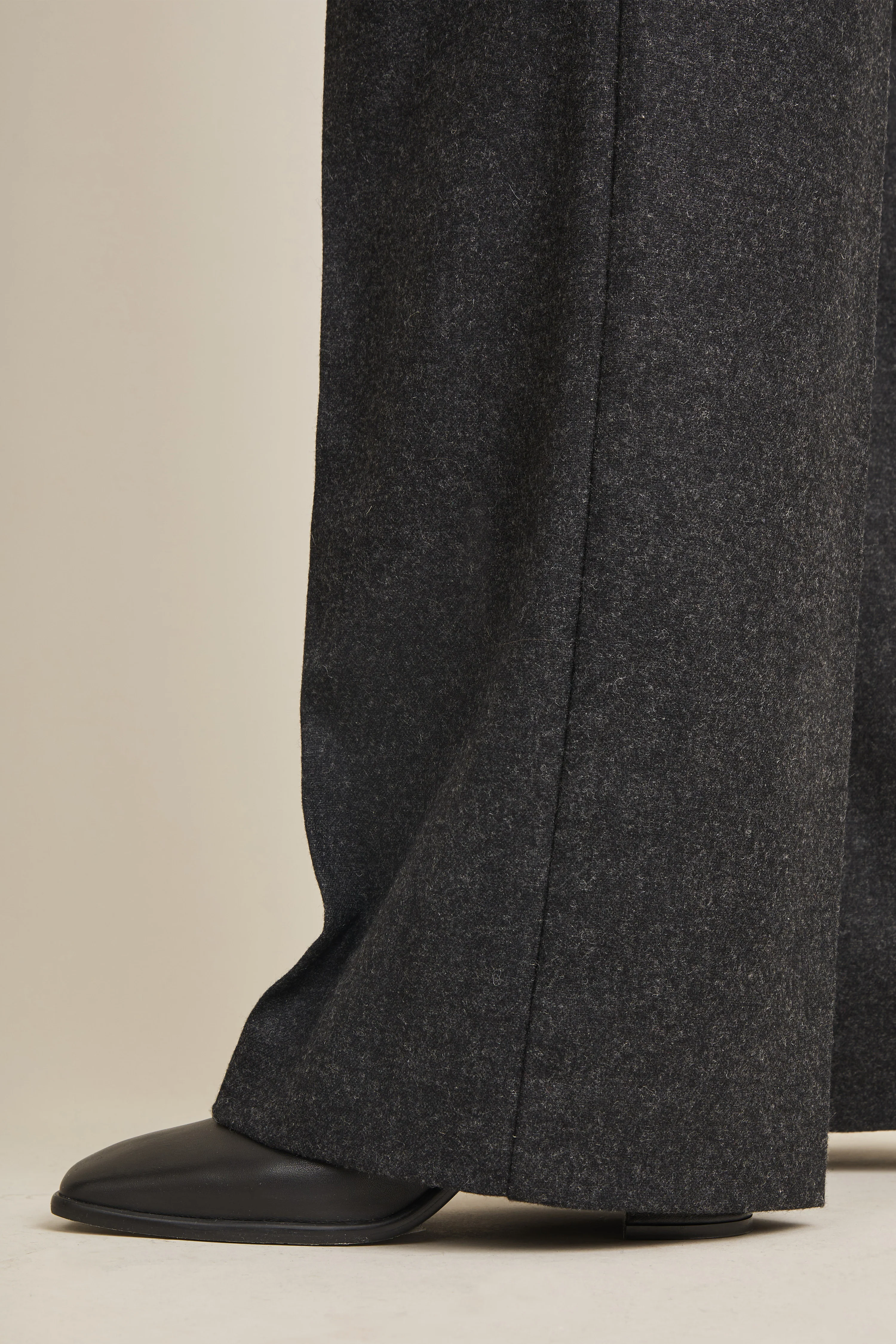 Pantalon flanelle palazzo gris anthracite - Image 6