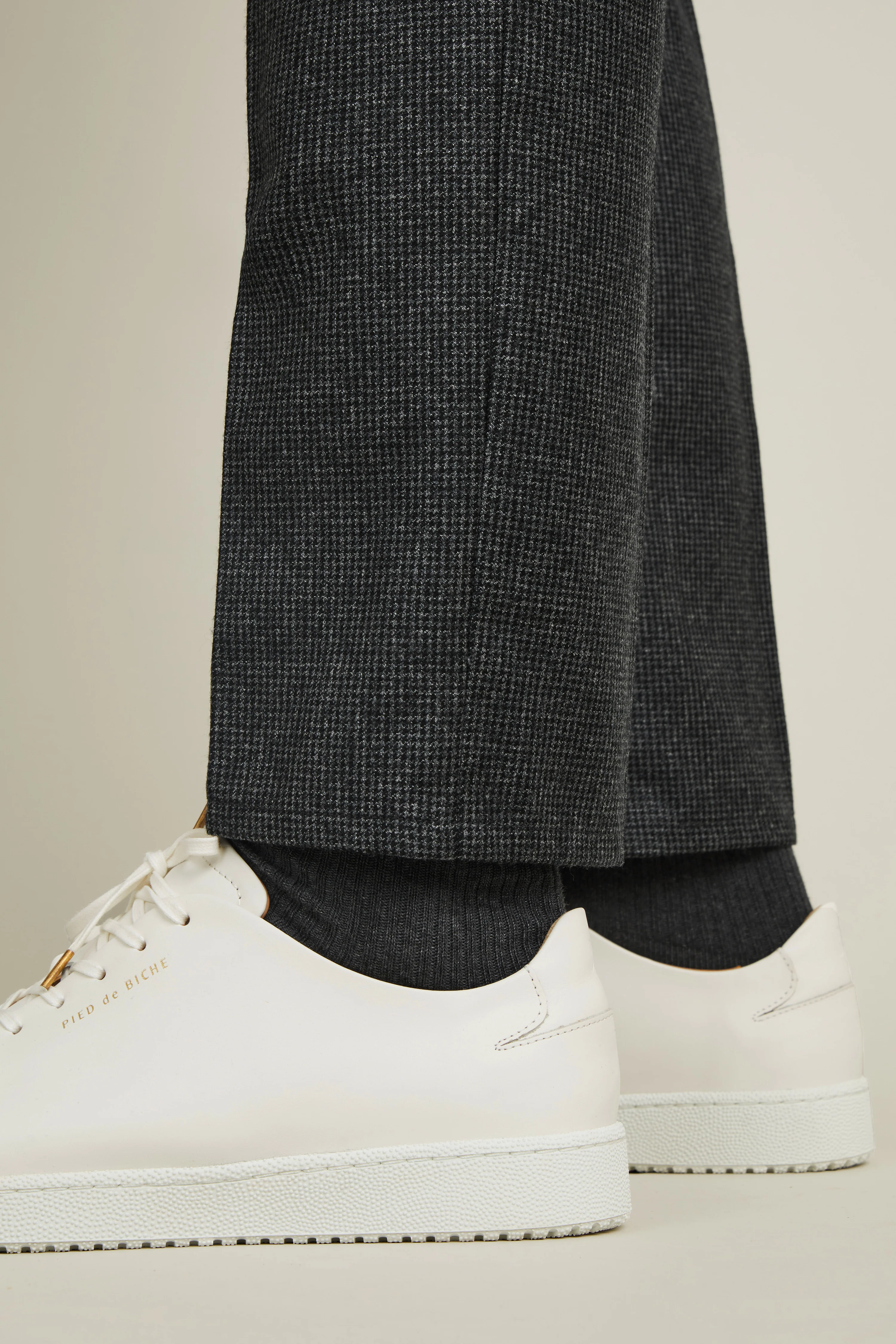 Pantalon flanelle pied de puce gris - Image 6