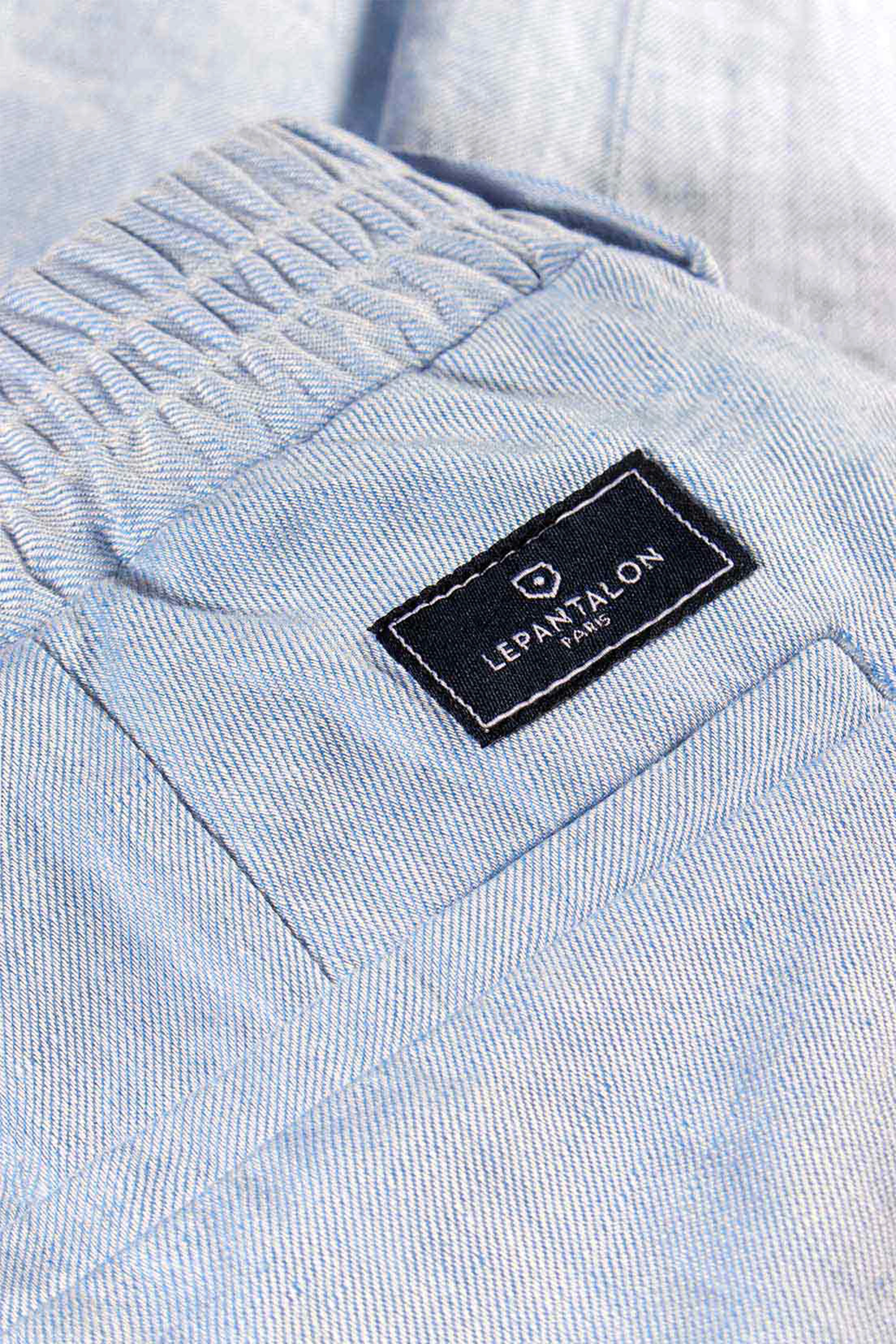 Pantalon à pinces léger bleu ciel - Image 9