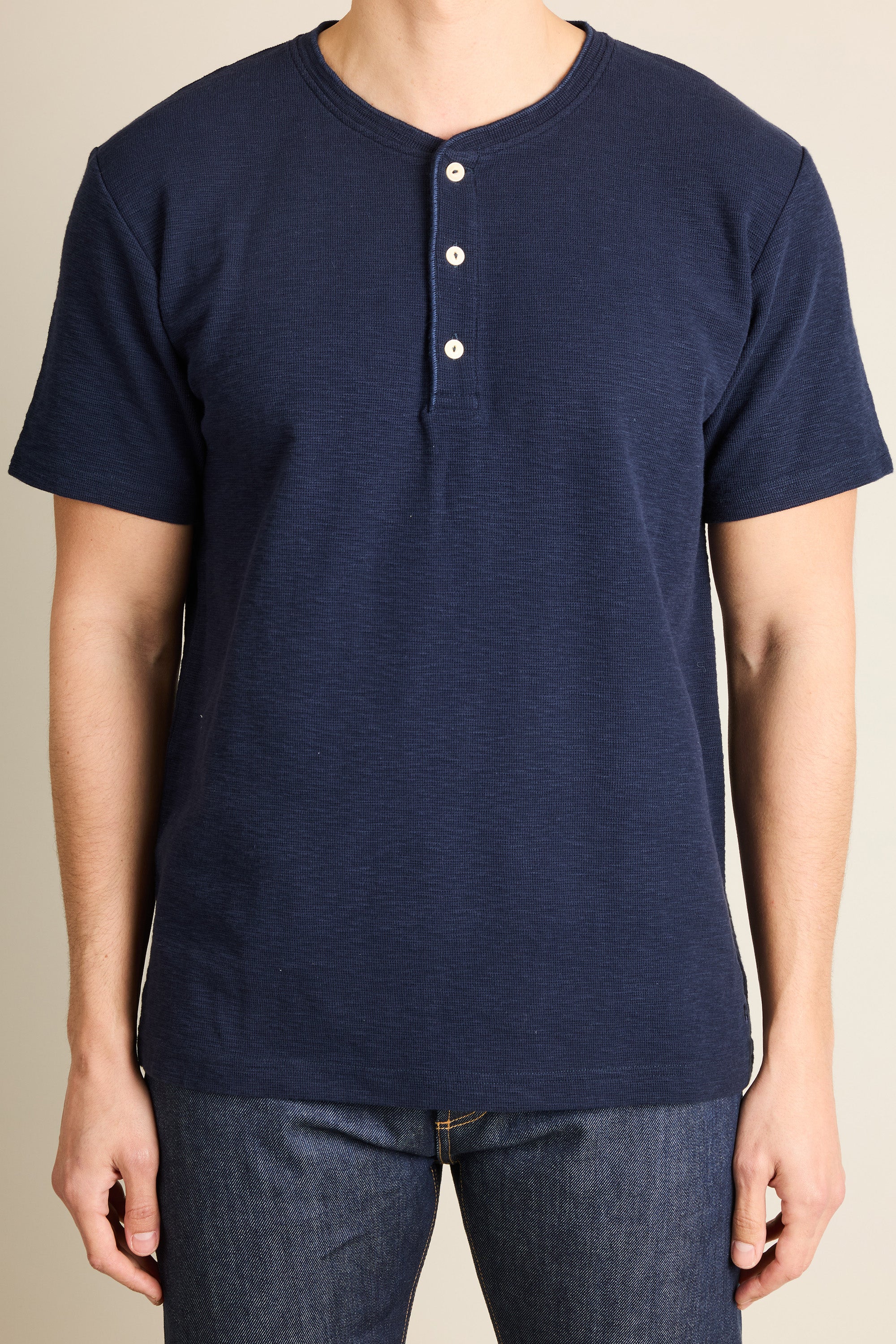 Tee-shirt henley bleu marine - Image 3