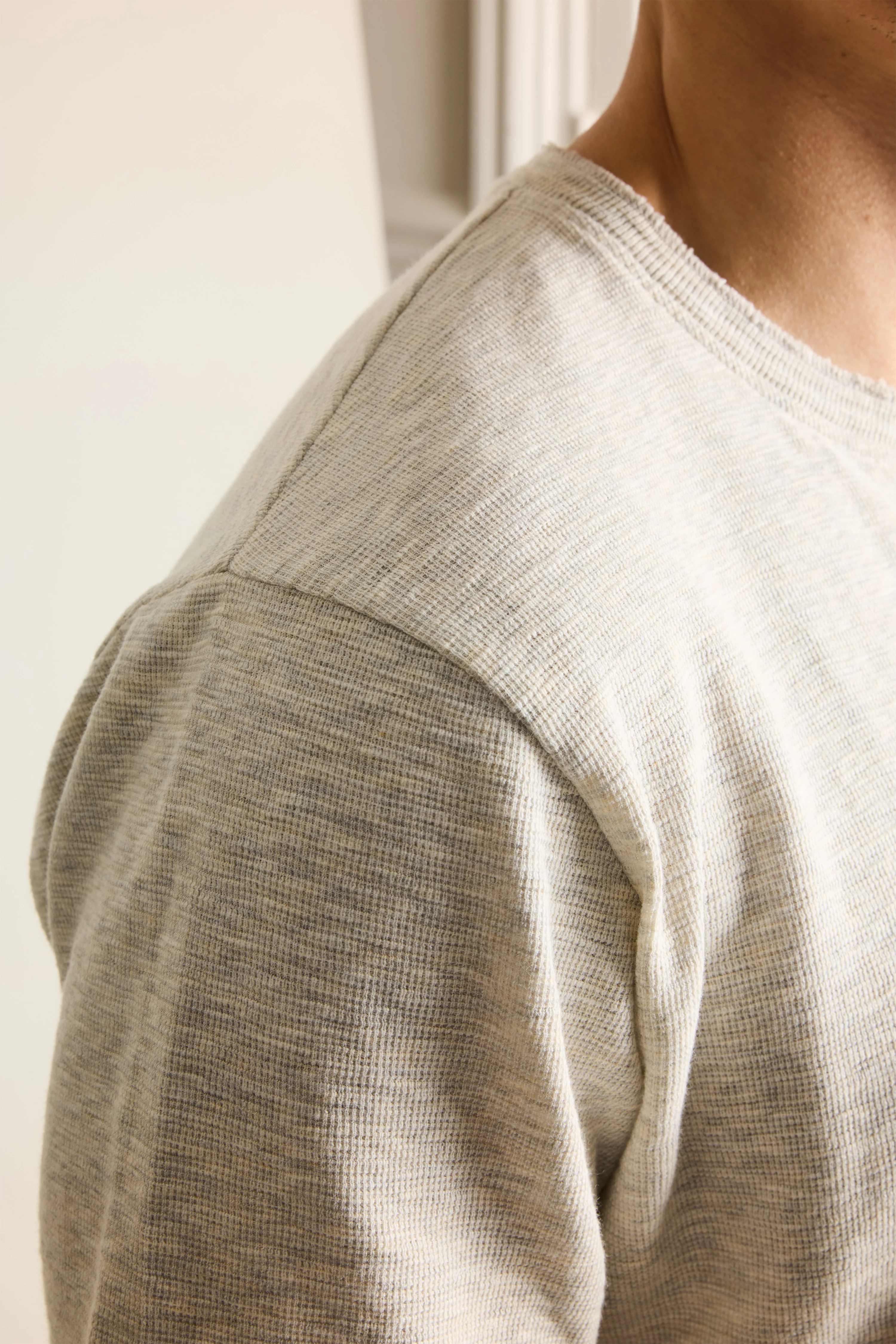 Tee-shirt henley gris chiné - Image 4