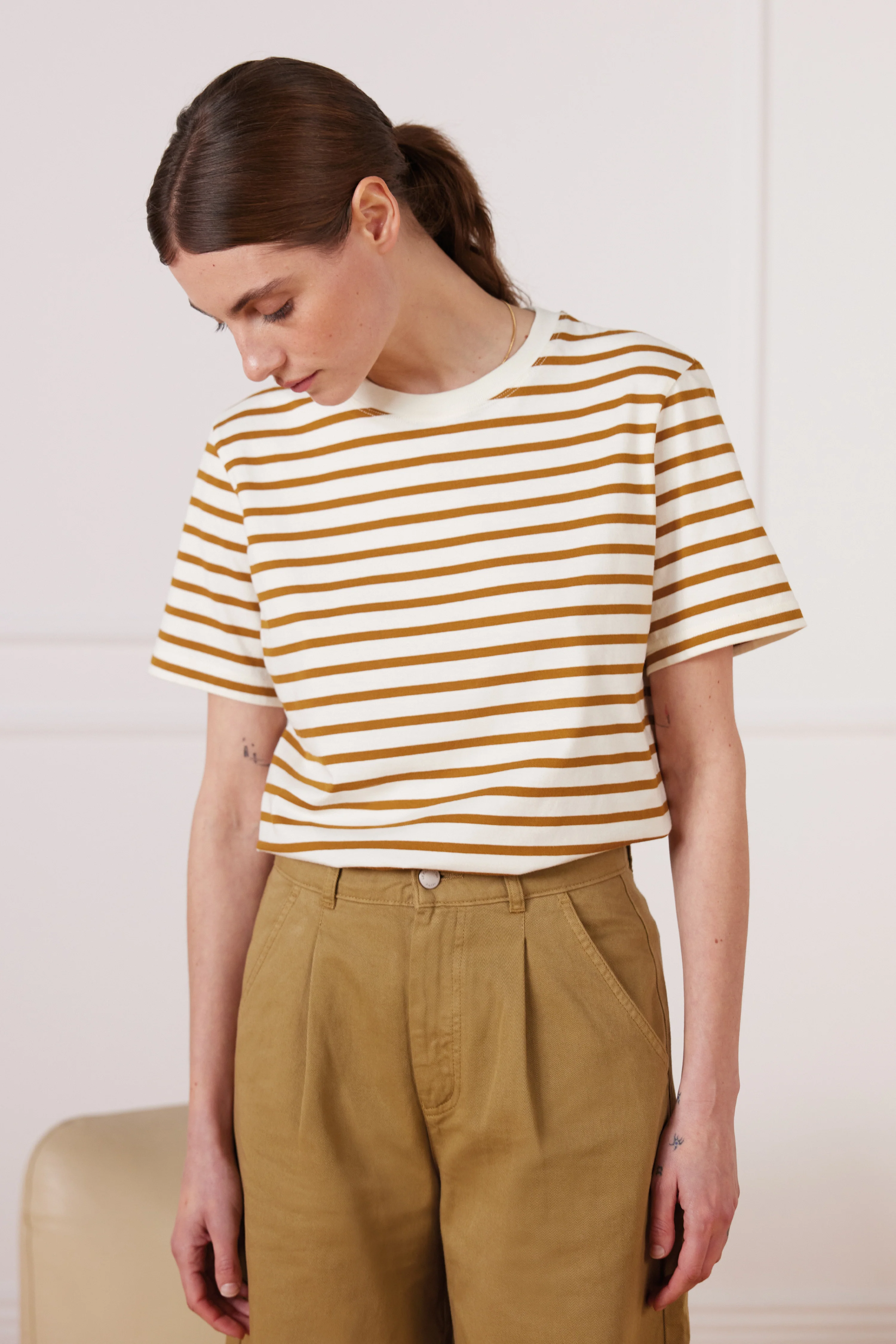 Tee-shirt Marinière Camel - Image 4