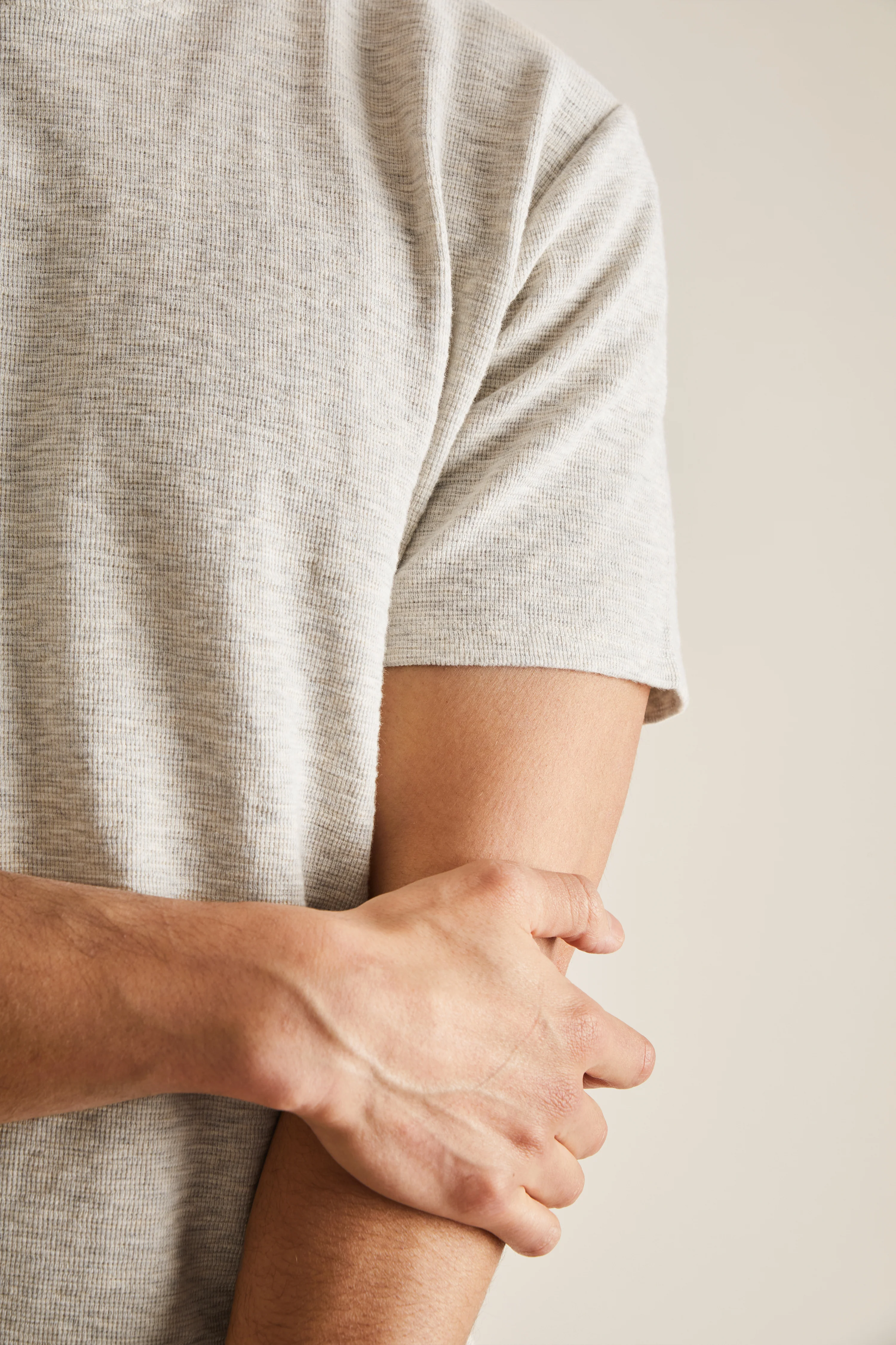 Tee-shirt texturé gris clair - Image 5