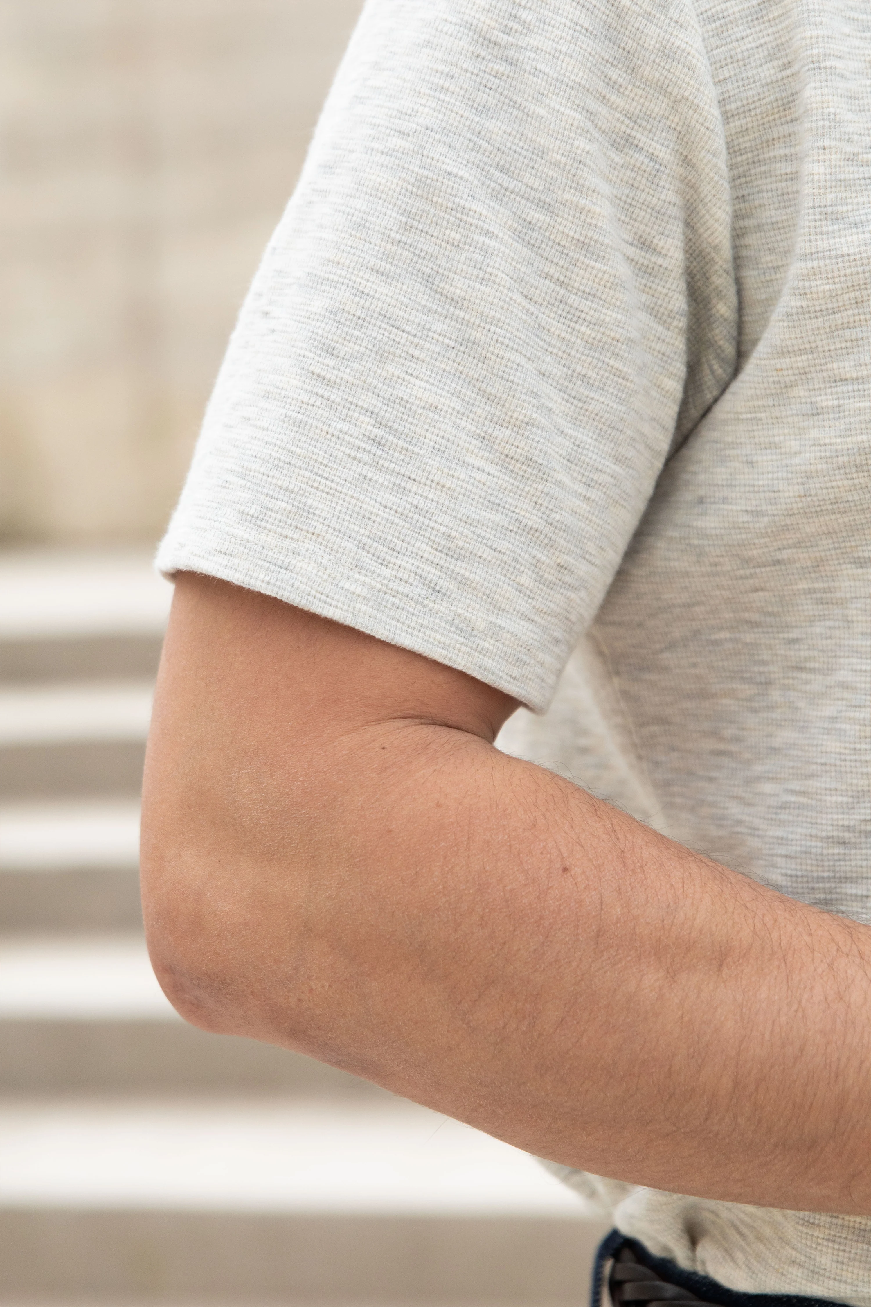 Tee-shirt texturé gris clair - Image 8